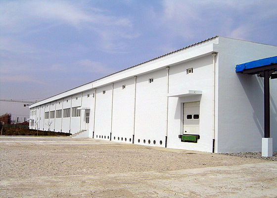 Construção civil portal industrial da oficina da armação de aço