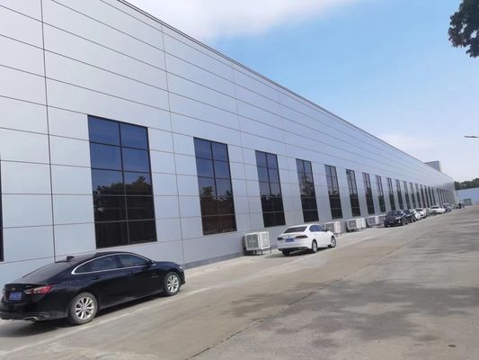 Construção de estruturas pré-fabricadas de aço Alta resistência