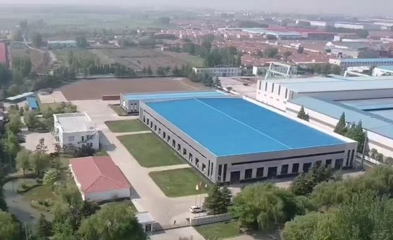 Construção estrutural de aço pré-fabricada Tekla que modela o projeto portal rígido do quadro