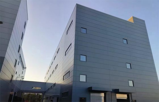 Estrutura de estrutura de aço durável Construção de armazém de metal pré-fabricado Alta eficiência Alta estabilidade