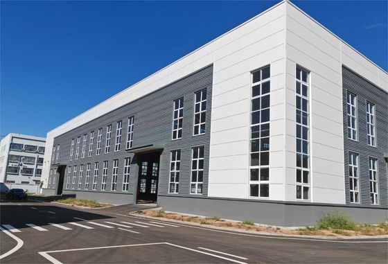 Estrutura de aço moderna e funcional