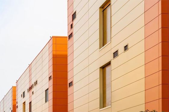 Q355B Edifício de armazém com estrutura de aço e respeitador do ambiente