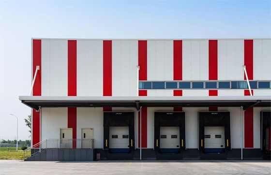 Edifício de armazém pré-fabricado de calhas de aço inoxidável com desenho BIM e design de telhado de chapa de aço única