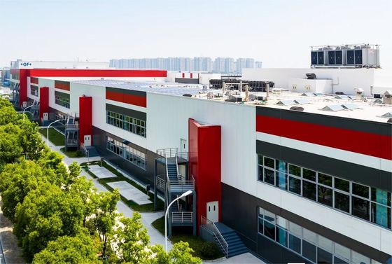 Edifício de armazém pré-fabricado de calhas de aço inoxidável com desenho BIM e design de telhado de chapa de aço única