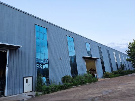 Oficina de estrutura de aço pré-fabricada com design personalizado, oficina de metal sob medida